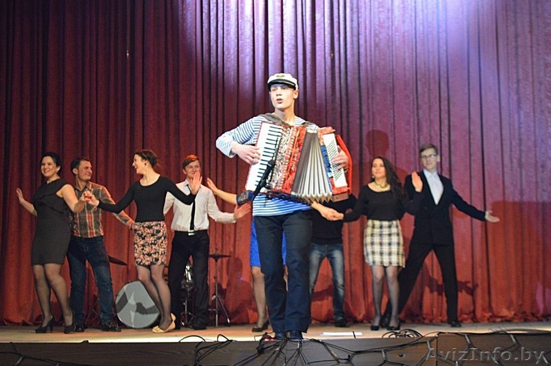 Выступление на копроративах, свадьбах, банкетах.+ услуги аккопмониатора. - Изображение #1, Объявление #1334567